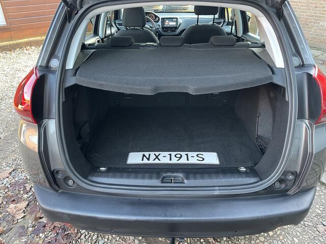 Peugeot 2008 1.2 PureTech Blue Lion Panoramadak, lichtmetalen velgen