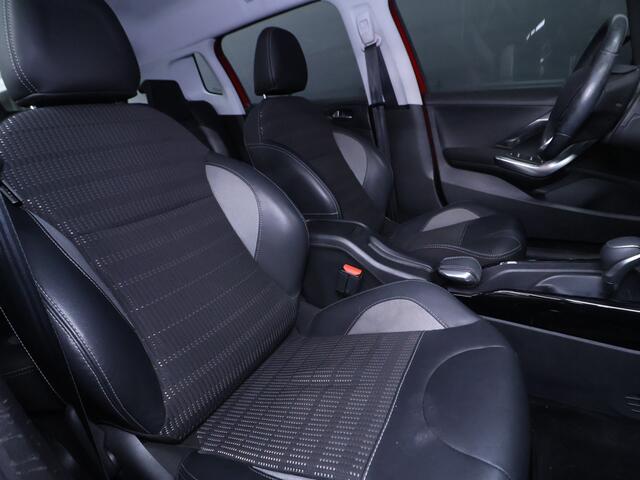 Peugeot 2008 1.2 PureTech Allure *RIEM VERV* [AUTOMAAT, CRUISE CONTROL, APPLE CARPLAY, BLUETOOTH TELEFOON, PDC ACHTER, AUTOMATISCHE AIRCO, LICHTMETALEN VELGEN, NIEUWSTAAT]