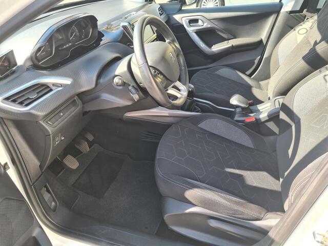 Peugeot 2008 1.2 PureTech Active