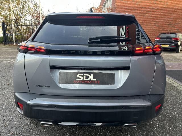 Peugeot 2008 1.2 PureTech 130 Allure // FULL LED // ADAPTIV. CRUISE // DODEHOEKDETECTIE // NAVI + CARPLAY // VOOR + ACHTER CAMERA