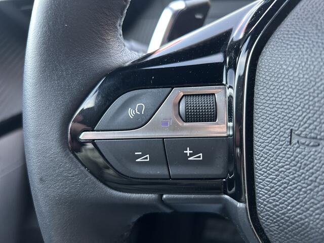 Peugeot 2008 1.2 PureTech 130 Allure // FULL LED // ADAPTIV. CRUISE // DODEHOEKDETECTIE // NAVI + CARPLAY // VOOR + ACHTER CAMERA