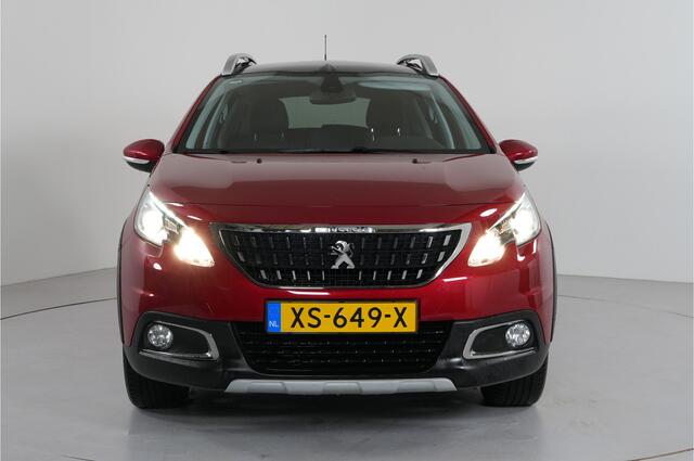 Peugeot 2008 1.2 PureTech Blue Lease Allure | Pano | Trekhaak | Camera | Navi | Cruise | Climate |