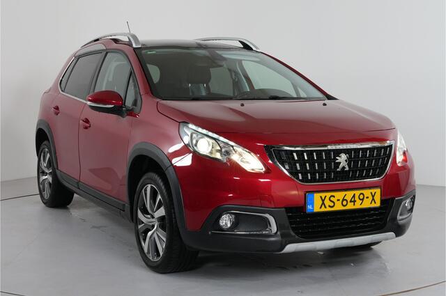 Peugeot 2008 1.2 PureTech Blue Lease Allure | Pano | Trekhaak | Camera | Navi | Cruise | Climate |
