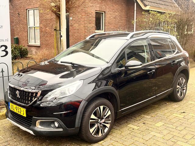 Peugeot 2008 1.2 PureTech Allure