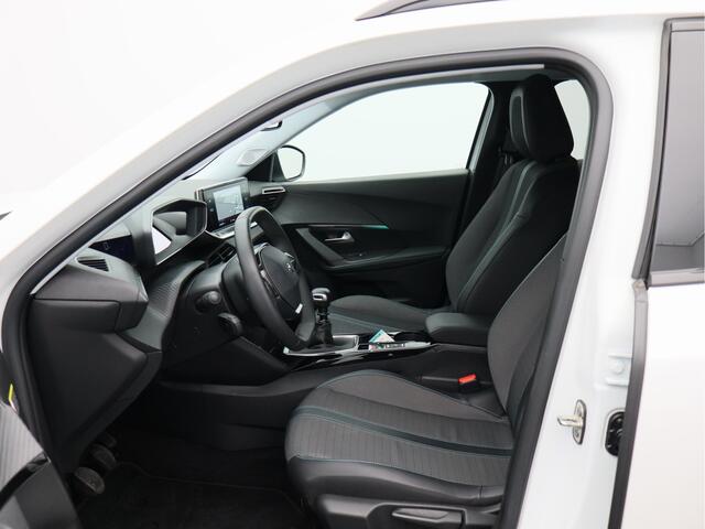 Peugeot 2008 1.2 PureTech Blue Lease Allure/ trekhaak/ zeer mooi!