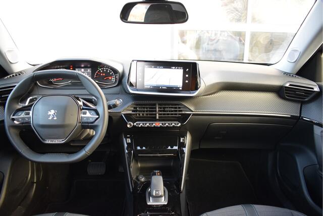 Peugeot 2008 1.2 PureTech Allure | NL-Auto | Keyless-Entry | Navi | Automaat