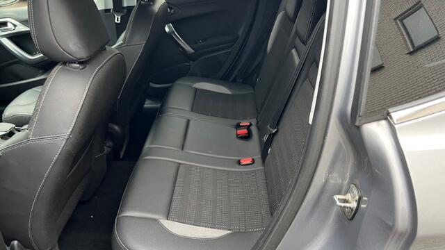 Peugeot 2008 1.2 Pure Tech GT line automaat