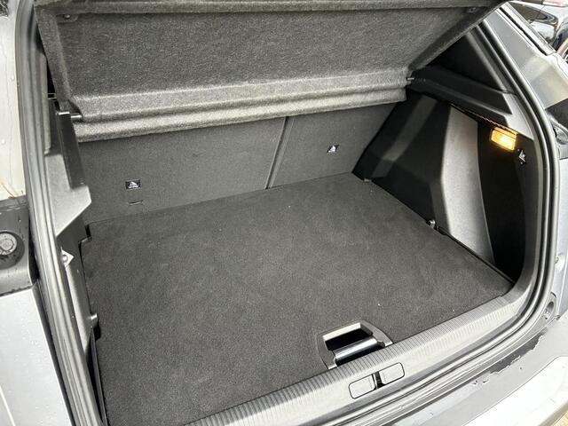 Peugeot 2008 1.2T Automaat 130pk Allure | Adaptieve Cruise Control | Keyless Entry | Stoelverwarming | Apple Carplay/Android Auto | Achteruitrijcamera