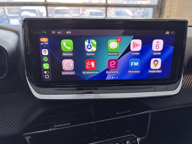 Peugeot 2008 1.2 130pk Allure - FACELIFT - CARPLAY - PDC V+A