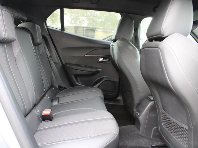 Peugeot 2008 1.2 Hybrid 145 GT VOORRAAD KORTING