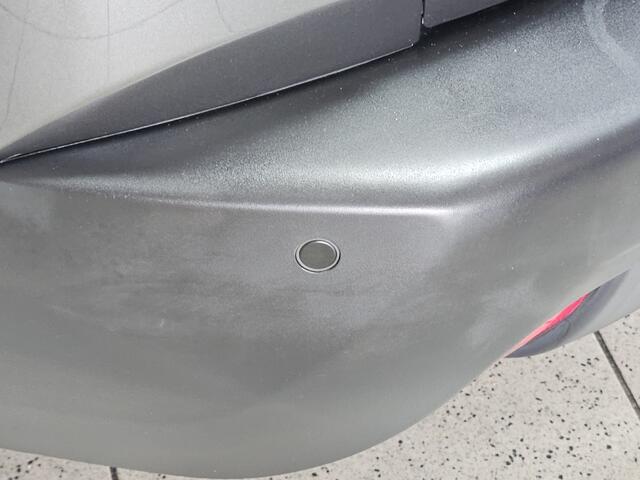 Peugeot 2008 1.2 PureTech GT-line/ D-Riem Verv. 161.000KM!/ Trekhaak/ Camera/ Sportstoelen/ Panorama-Dak/ DAB+/ Apple + Android/ 17'' LMV/ Navi/ Clima/ Cruise/ Elek. pakket/ Isofix/ Bluetooth/ Armsteun/ Multi. LEDER. Stuur.