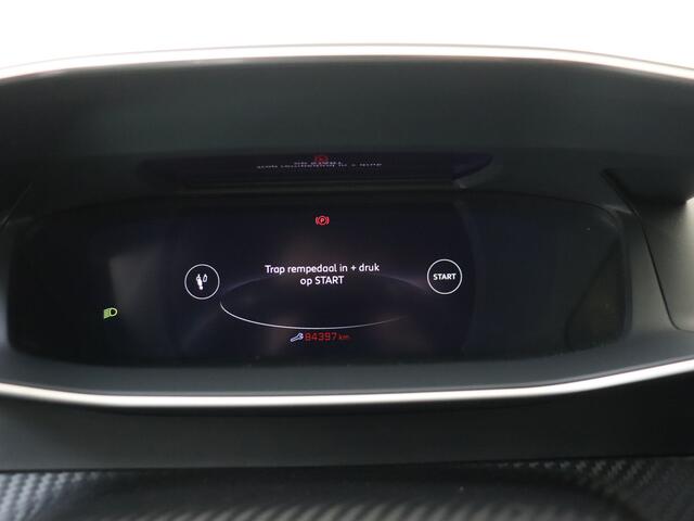 Peugeot 2008 1.2 PureTech GT Pack | Schuifdak | Stoelverwarming | Alcantara | 18 Inch |