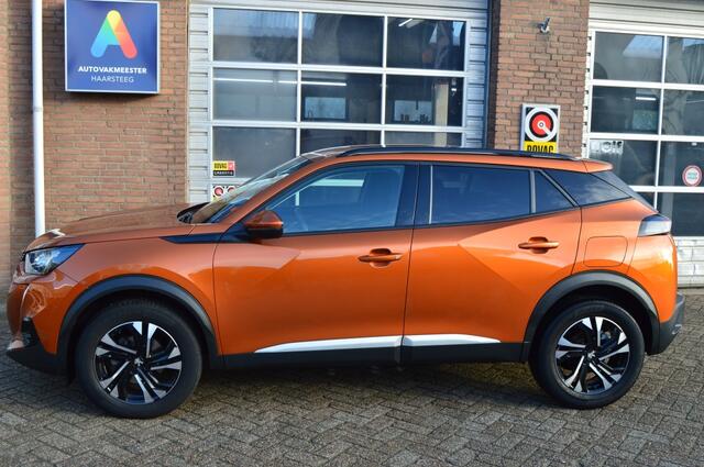 Peugeot 2008 1.2 PT Allure Pack, Trekhaak Camera, Pdc
