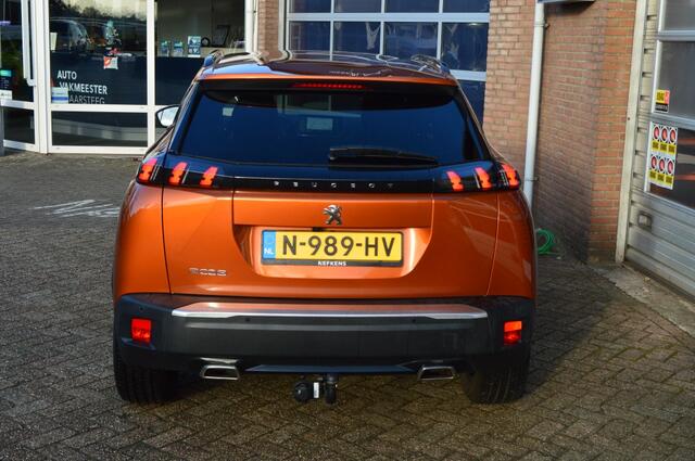 Peugeot 2008 1.2 PT Allure Pack, Trekhaak Camera, Pdc