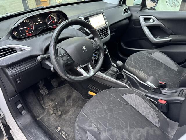 Peugeot 2008 1.2 PureTech Blue Lion*Panoramadak*Navi*EXPORT/ EX BPM*