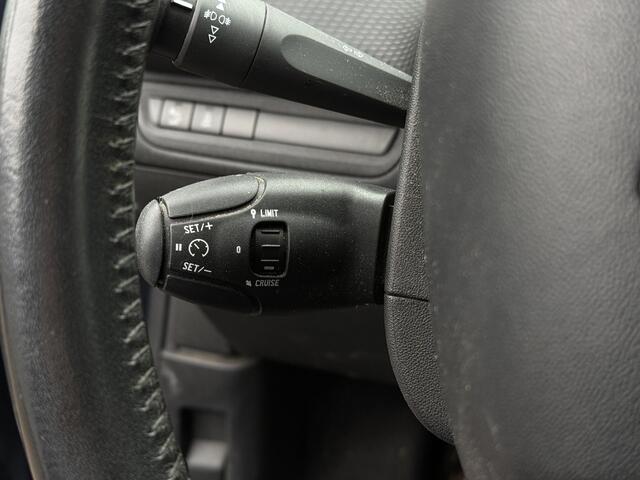 Peugeot 2008 1.2 PureTech Blue Lion | Trekhaak | Airco | PDC | Bluetooth | Apple Carplay/Android Auto | Cruise | RIJKLAARPRIJS INCL 12 MAANDEN GARANTIE EN BEURT