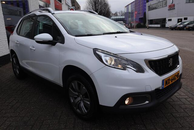 Peugeot 2008 1.2 PT BLUE LION TREKHAAK|NAVIGATIE|NIEUWE DISTRIBUTIERIEM!