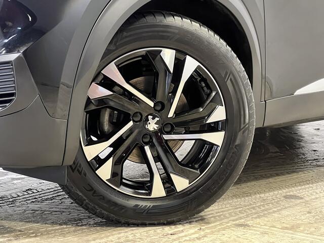 Peugeot 2008 1.2 PureTech Allure | Navigatie/Android/Apple Carplay | LM Velgen 17" | Achteruitrijcamera | Cruise Control Adaptief |