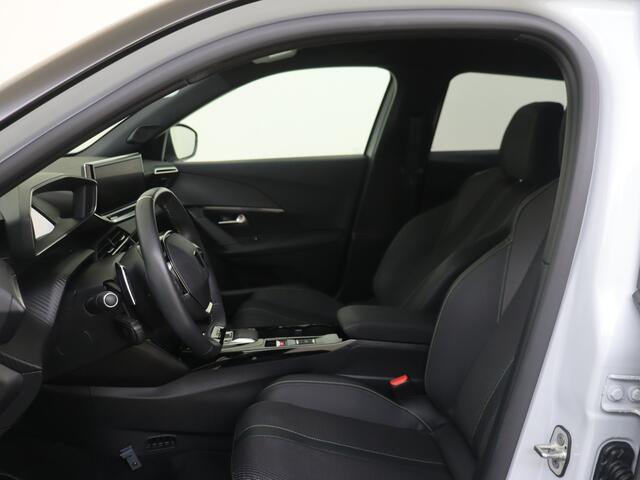 Peugeot 2008 1.2 Hybrid 136 GT | Adaptive Cruise | Full Map Navi | Camera | Wireless Carplay |