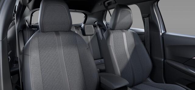 Peugeot 2008 1.2 Hybrid 145 Allure | Navigation Pack | Vision Pack | Camera