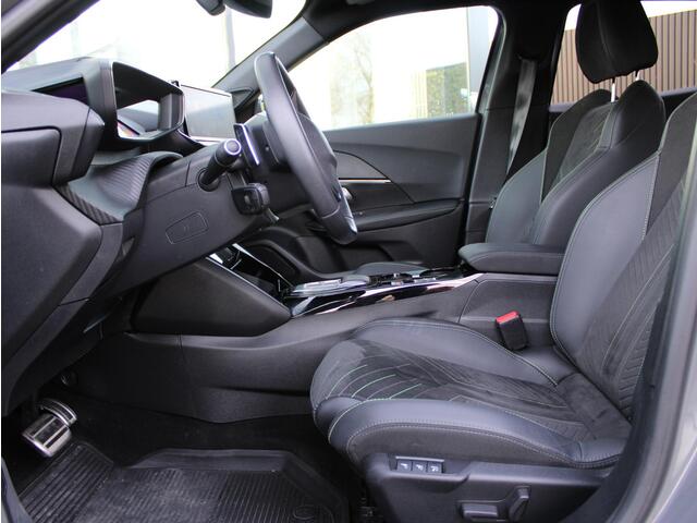 Peugeot 2008 1.2 PureTech 130 GT Automaat | Navi / Alcantara / Adap Cruise