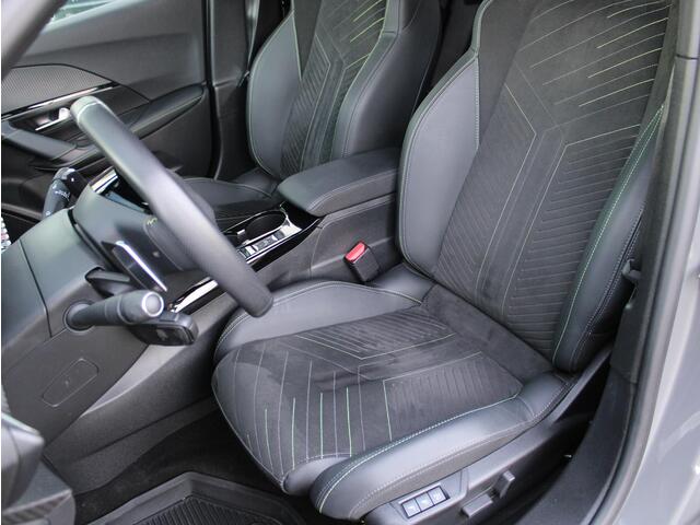 Peugeot 2008 1.2 PureTech 130 GT Automaat | Navi / Alcantara / Adap Cruise