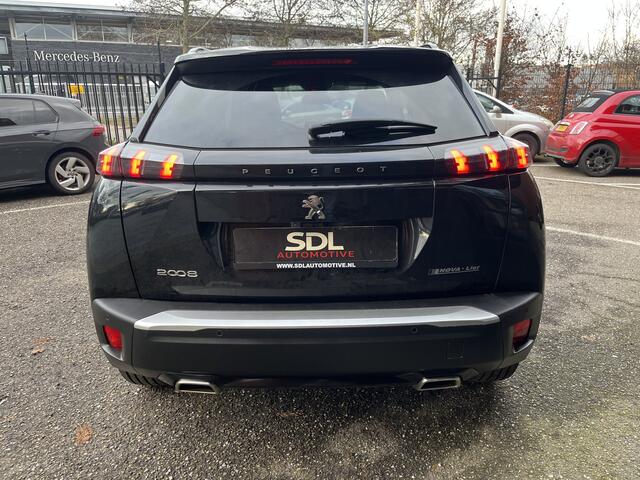 Peugeot 2008 1.2 PureTech Allure // LED // CRUISE // HALF LEDER // CAMERA+SENSOREN // NAVI+CARPLAY// STOELVERWARMING //