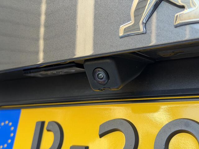 Peugeot 2008 Allure Pack 1.2 PureTech 130PK EAT8 Automaat Navigatie, Achteruitrijcamera, Apple Carplay, Android Auto, Parkeersensoren Achter