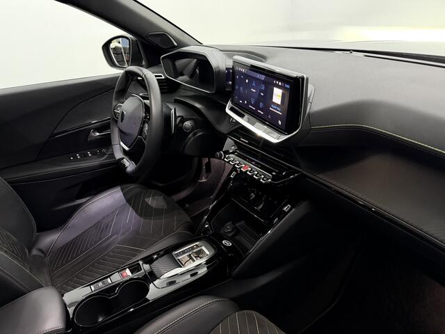 Peugeot 2008 1.2 PureTech 130 GT Pano, 360 Camera, Navi, Memory stoelen, Keyless start, Massage stoelen, Virtual desk, Stoelverwarming
