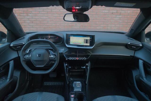 Peugeot 2008 1.2 Hybrid 145pk e-DCS6 Allure | Navi | App Connect | Adaptive Cruise | Camera | Blind Spot | PDC