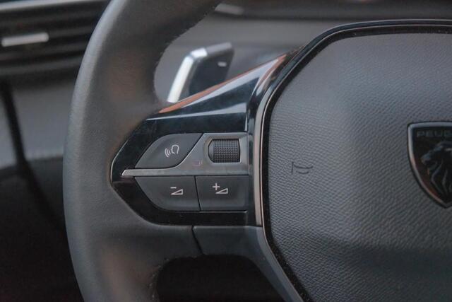 Peugeot 2008 1.2 Hybrid 145pk e-DCS6 Allure | Navi | App Connect | Adaptive Cruise | Camera | Blind Spot | PDC