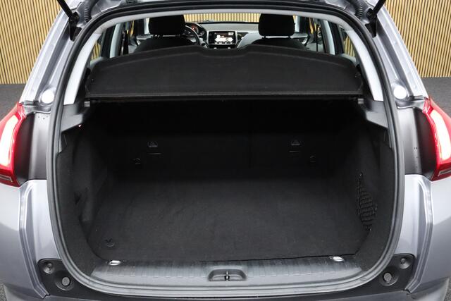 Peugeot 2008 1.2 PureTech Blue Lion | Cruise-control | Afneembare Trekhaak | Apple Carplay & Android Auto | Navigatie | Airco