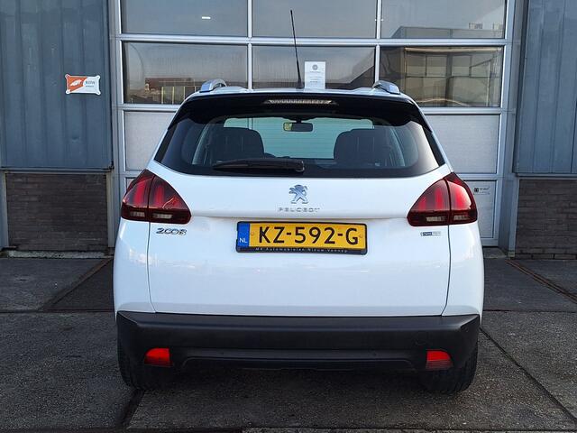 Peugeot 2008 1.2 PureTech Blue Lion, Airco, Navigatie, Bluetooth,Pdc