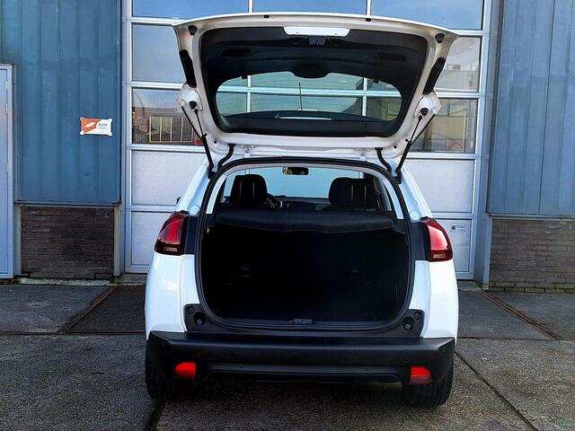 Peugeot 2008 1.2 PureTech Blue Lion, Airco, Navigatie, Bluetooth,Pdc