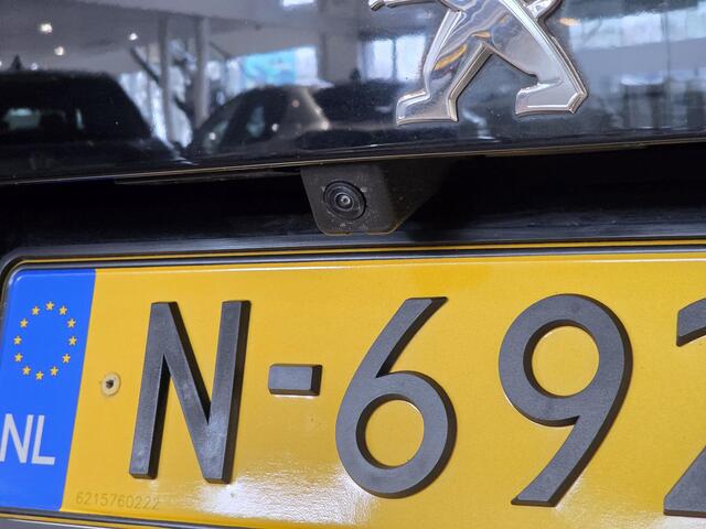Peugeot 2008 GT Pack 1.2 Turbo 130pk EAT8 | SCHUIF/KANTELDAK | ALCANTARA/LEDER | STOELVERW. | 18" LM 'EVISSA' |