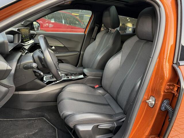 Peugeot 2008 1.2 Turbo 130 PK GT-Line | Panorama Schuif-Kanteldak | Navigatie via Telefoon | Stoelverwarming | Cruise Control | Full LED Verlichting | Keyless Start | 18" Lichtmetalen Velgen EVISSA | Climate Control | Camera | Parkeersensoren |