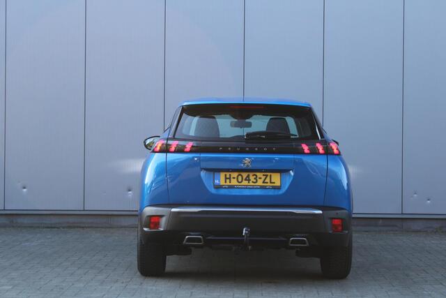 Peugeot 2008 1.2 PureTech Active | Camera | Navigatie & Apple carplay | Lichtmetalen velgen | Cruise control | Airco