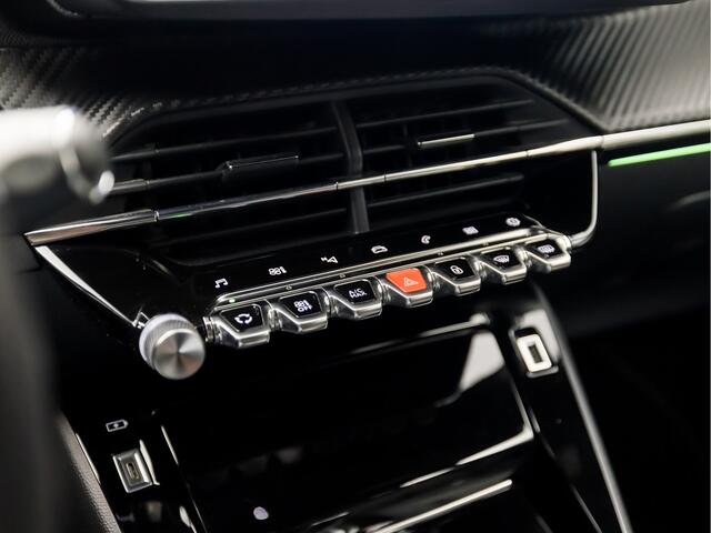 Peugeot 2008 1.2 PureTech GT-Line Automaat (APPLE CARPLAY, GROOT NAVI, 360 CAMERA, KEYLESS, SFEERVERLICHTING, LEDER, GETINT GLAS, TREKHAAK, LED KOPLAMPEN, NIEUWE APK, NIEUWSTAAT)