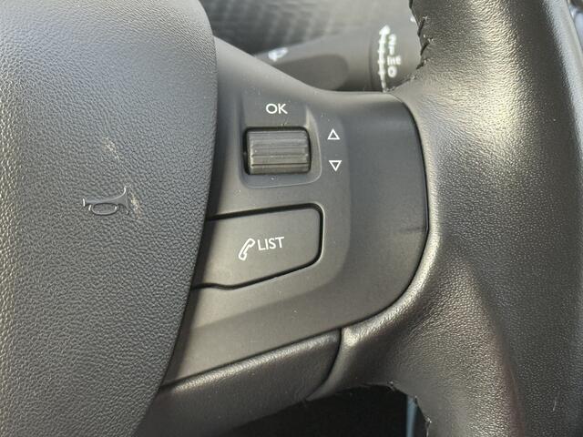 Peugeot 2008 BWJ 2018 | 1.2PT 110PK Blue Lion | AIRCO | NAVI | CRUISE | PDC | CARPLAY | DAB+ |