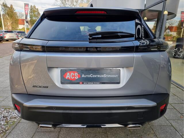 Peugeot 2008 1.2i Allure | Automaat | Nieuw model | Leder | Full LED | Supernette staat!