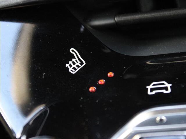 Peugeot 2008 1.2 PT 130 GT | Automaat | Camera / Navi / Alcantara / Stoelverw.