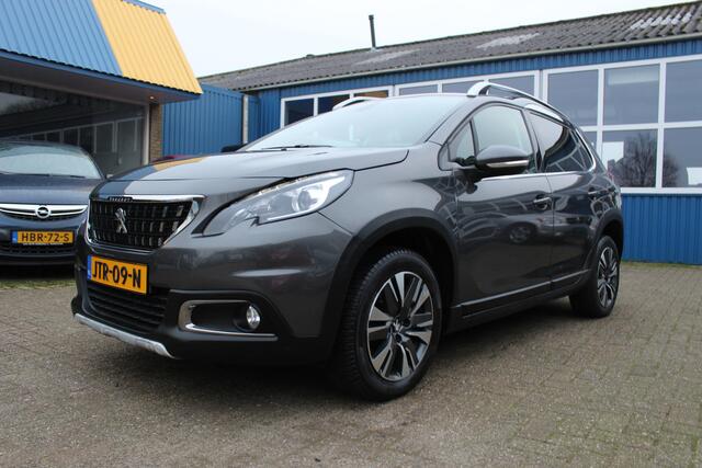 Peugeot 2008 1.2i "Allure" Half leder - Cruise - Navi !!! Automaat 110 Pk