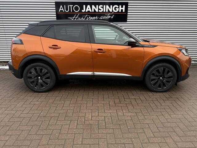 Peugeot 2008 1.2 PureTech 130 PK GT Pack met Schuif/kanteldak!! | Stoelverwarming | Camera | Elekt. Stoelen | Massage | PDC V+A | Afn.Trekhaak | Apple Carplay/Android Auto | RIJKLAARPRIJS INCL 12 MAANDEN GARANTIE EN BEURT