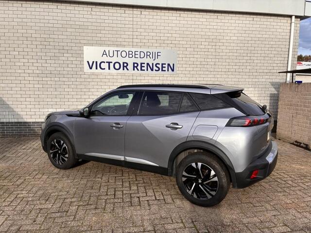 Peugeot 2008 Allure, navi, camera,pdc 1.2 PureTech Allure