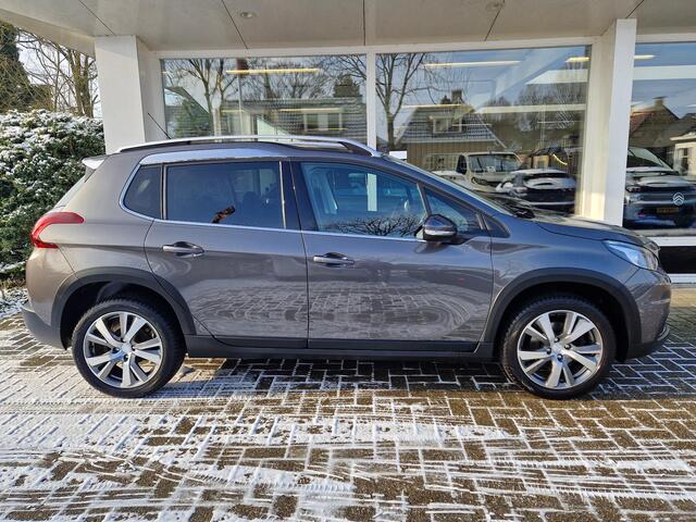 Peugeot 2008 1.2 PureTech Blue Lease Allure | PanoramaDak | Navigatie | Climate & Cruise Control | Achteruitrijd Camera | AppleCarplay/Anrdoid Auto | LMV |