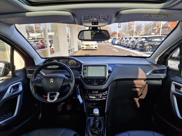 Peugeot 2008 1.2 PureTech Blue Lease Allure | PanoramaDak | Navigatie | Climate & Cruise Control | Achteruitrijd Camera | AppleCarplay/Anrdoid Auto | LMV |