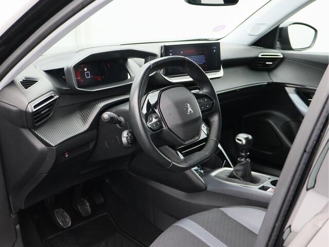 Peugeot 2008 1.2 PureTech Allure/ lage km/ zeer mooi!