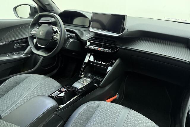 Peugeot 2008 1.2 Hybrid 136 Allure | Achteruitrijcamera | Cruise control | keyless entry | Navigatie | Extra getint |