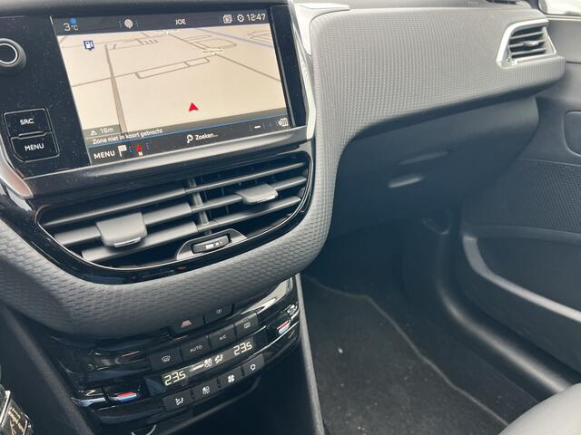 Peugeot 2008 1.2 PureTech Allure | Nieuw Binnen | Navigatie | Climate Control | APK 29-11-2027 |