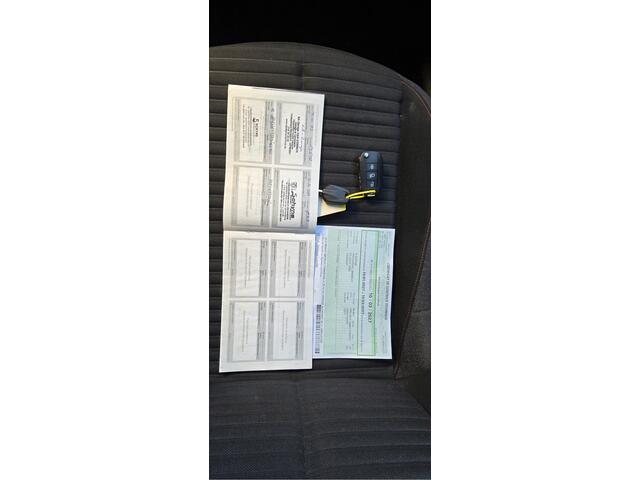 Peugeot 2008 1.2 PureTech Blue Lease Active Navi Cruise Climat Motor en koppeling op 75000 km vervangen